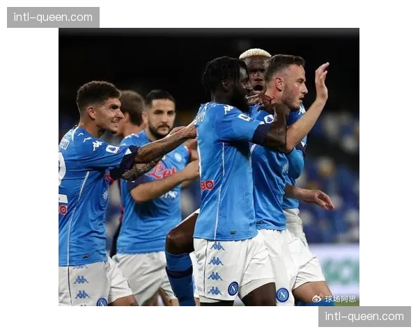 全场结束：那不勒斯3-2险胜恩波利，保留争冠希望